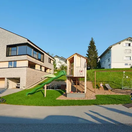 Bei Fink's Apartament